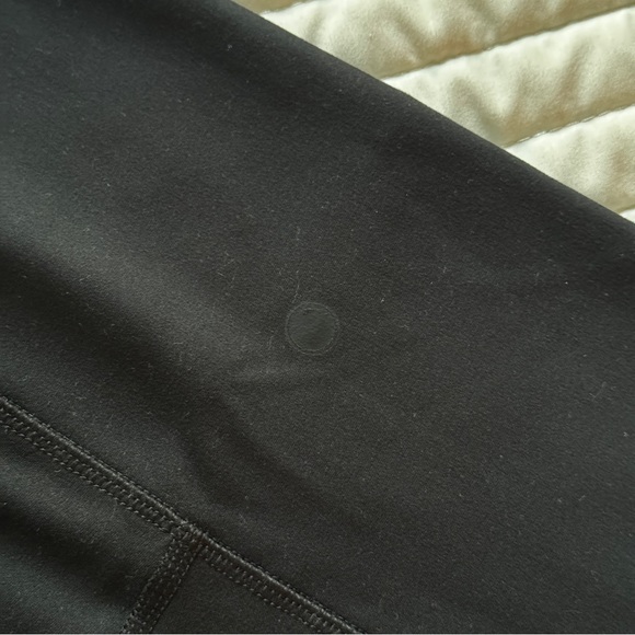 NWOT Yogalicious Lux Everyday 5” High Waist Black Biker Shorts – Small - Picture 5 of 6